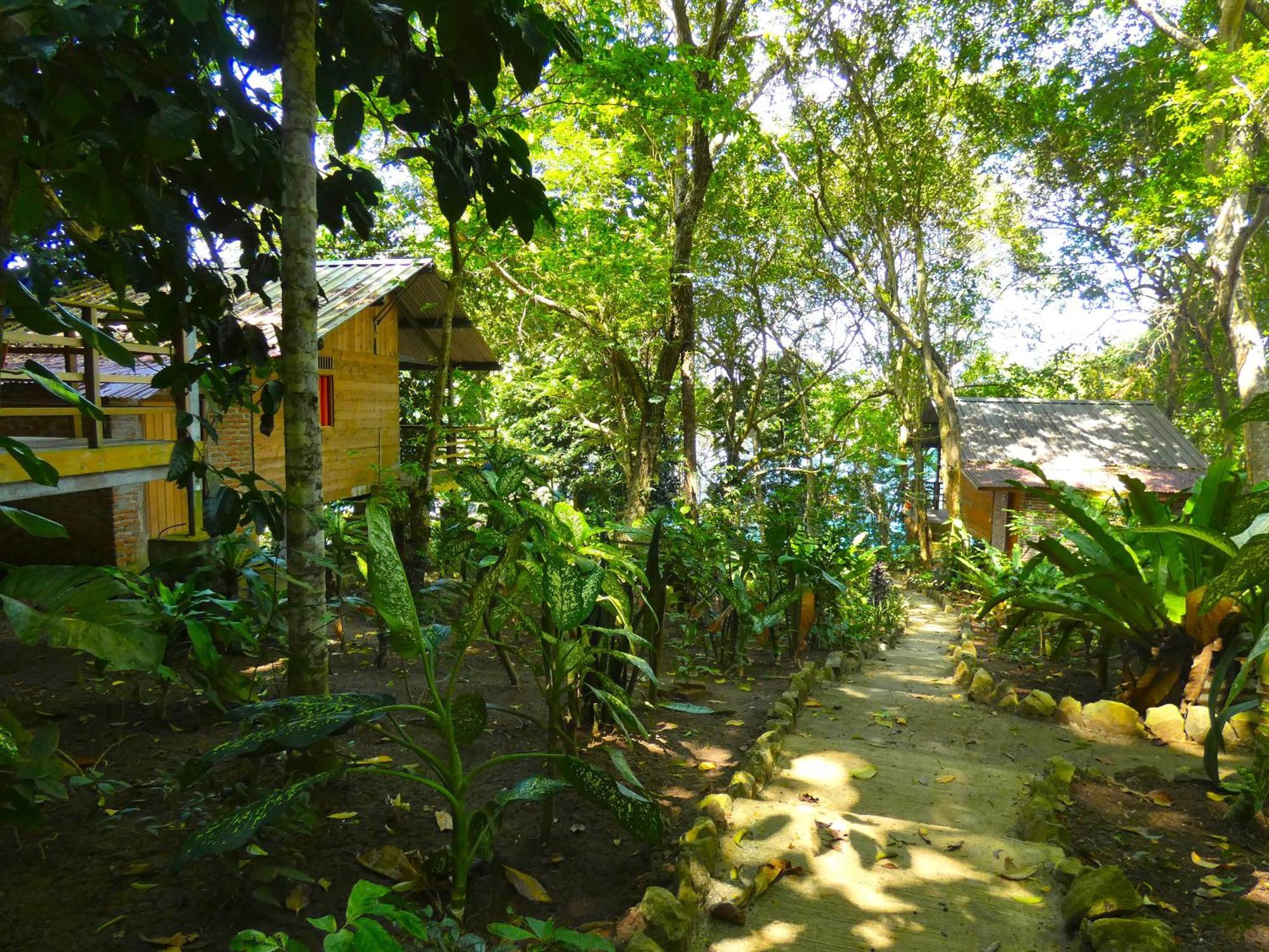 Santi Garden Bungalows Iboih Exteriér fotografie