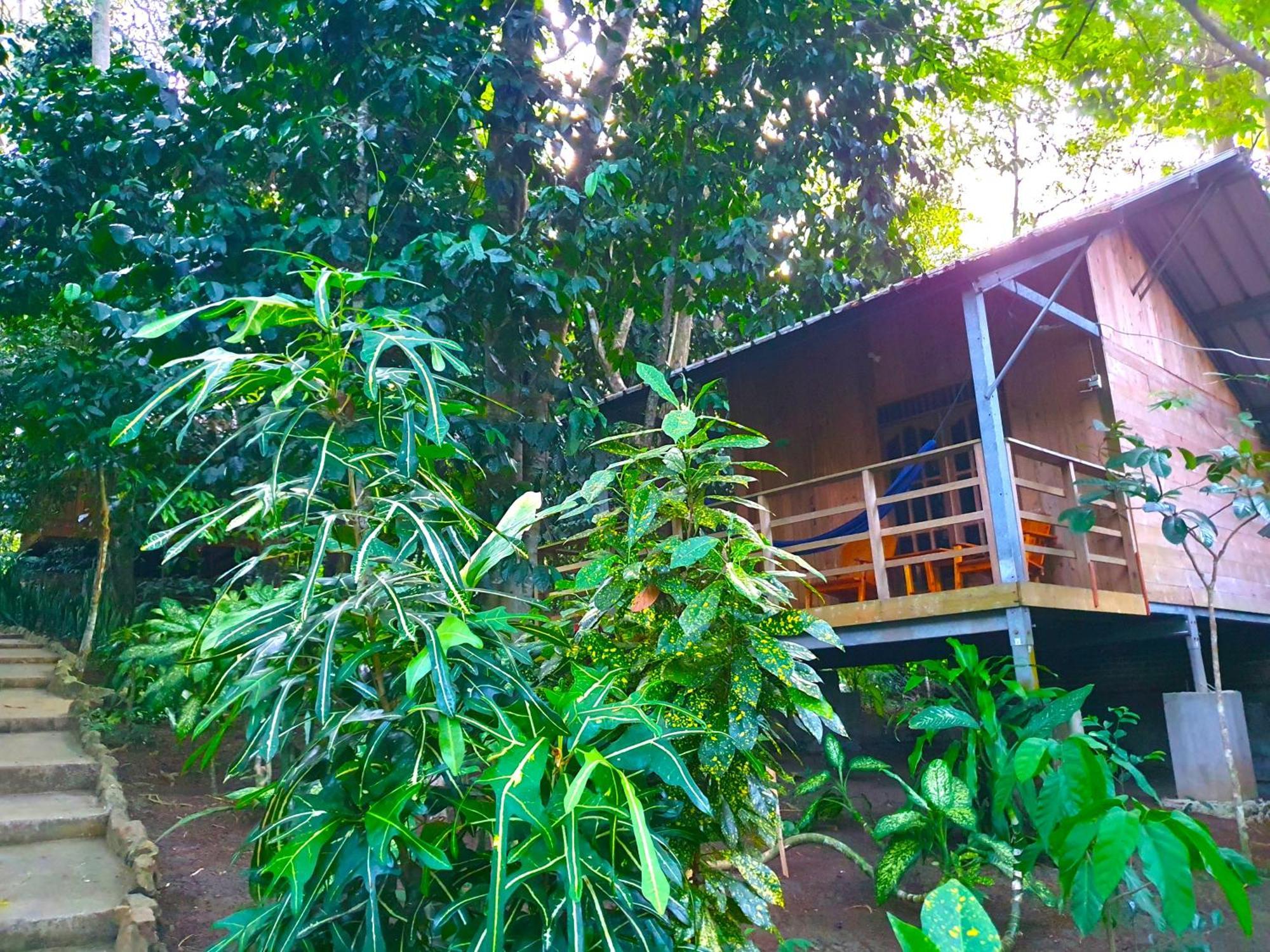 Santi Garden Bungalows Iboih Exteriér fotografie