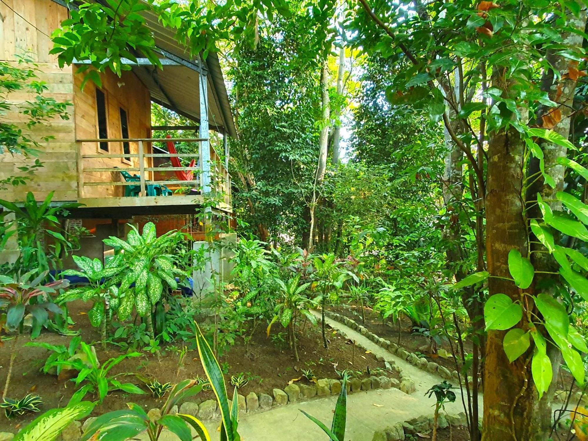 Santi Garden Bungalows Iboih Exteriér fotografie